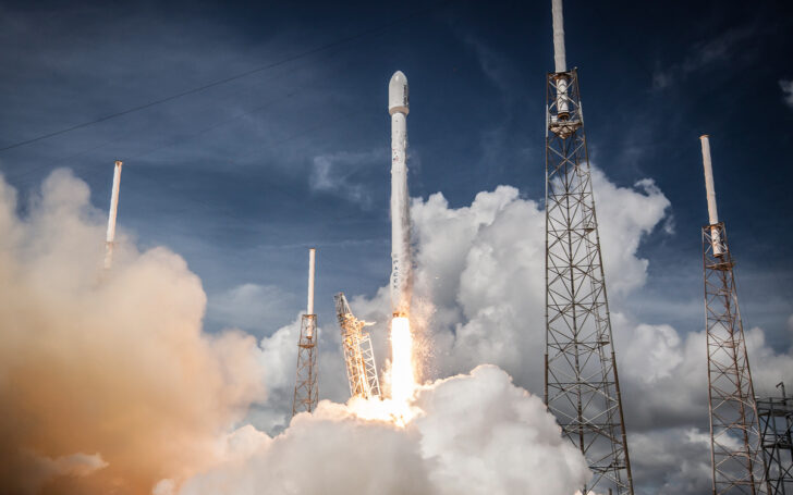 SpaceX запустила спутник для радиокомпании SiriusXM