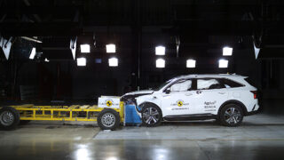 Краш-тест Kia Sorento. Фото Euro NCAP