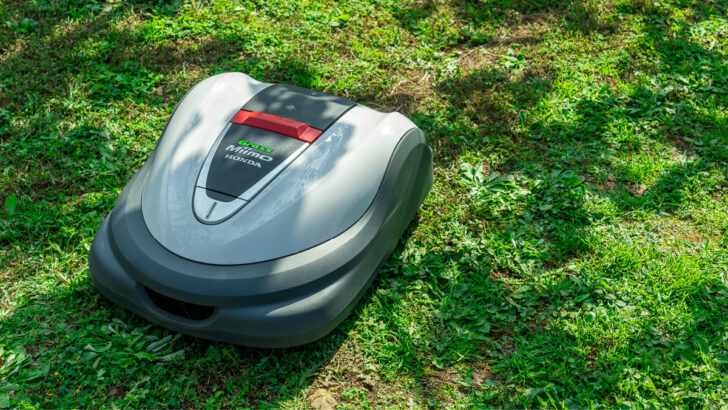 Honda представила нового робота-газонокосильщика Grass Miimo