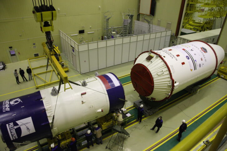 Ракета «Союз» готовится к запуску на Байконуре