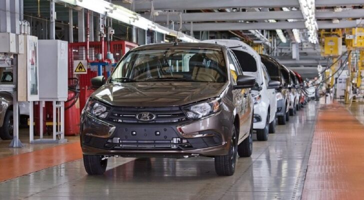 АвтоВАЗ возобновил производство автомобилей Lada Granta 22 апреля 2021 года