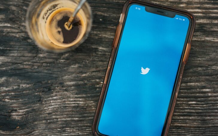 Власти Индии возложили на Twitter ответственность за посты пользователей