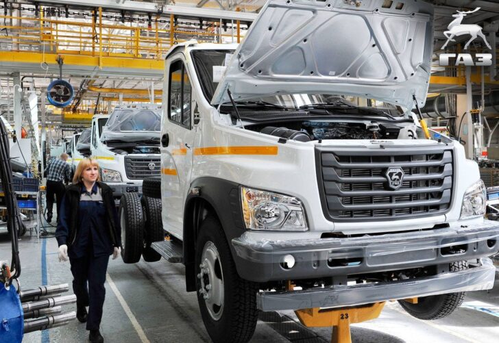 Экспорт автомобилей из РФ вырос на 60% за пять месяцев 2021 года