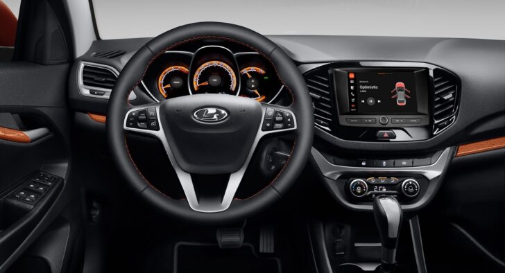 LADA Vesta с медиасистемой EnjoY. Фото АвтоВАЗ LADA Vesta с медиасистемой EnjoY. Фото АвтоВАЗ