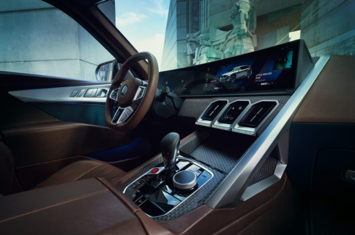 Интерьер BMW Concept XM. Фото BMW