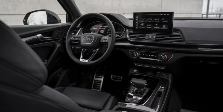 Интерьер Audi SQ5 Sportback. Фото Audi