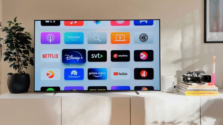 Эксперты Omdia прогнозируют падение продаж телевизоров в 2022 году и рост интереса к OLED