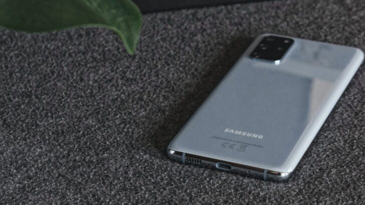 Samsung не может распродать огромные запасы смартфонов