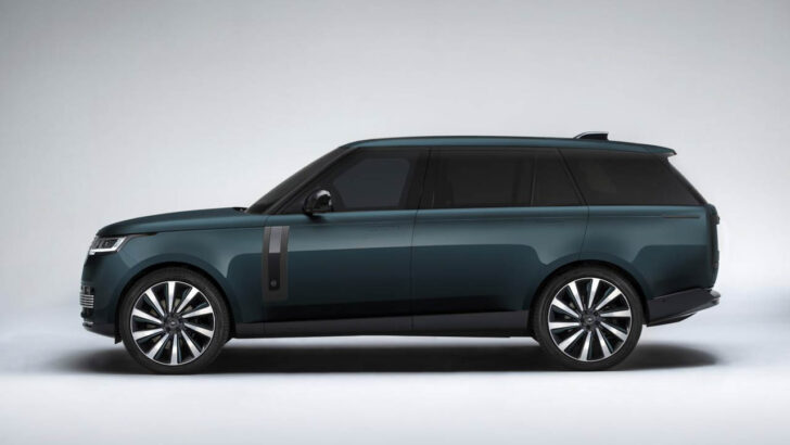 Land Rover представил обновленный внедорожник Range Rover 2024 года