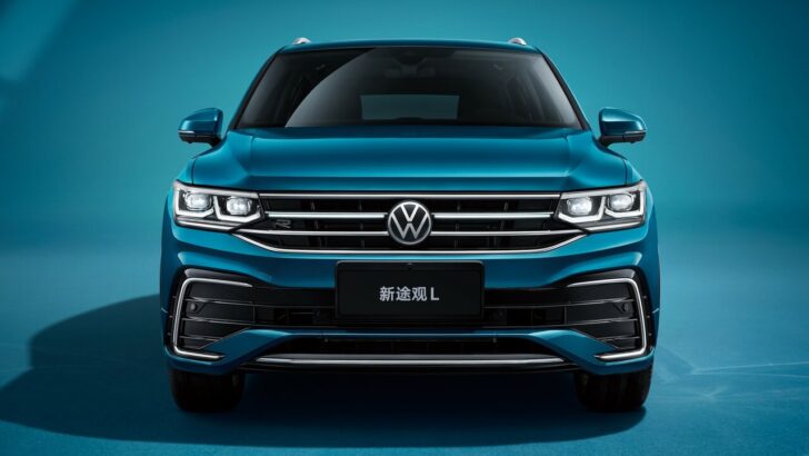 В РФ появился семиместный Volkswagen Tiguan L по цене от 3,9 млн рублей