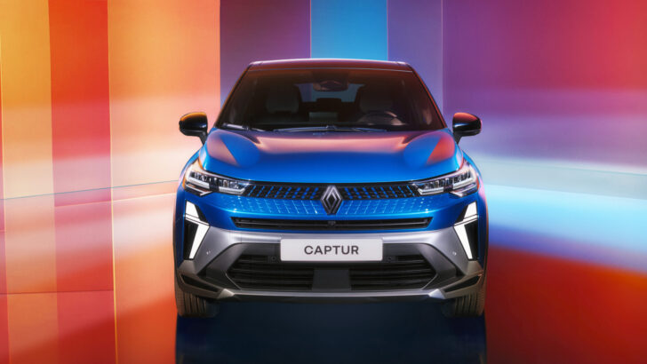 Новый Renault Captur. Фото Новый Renault