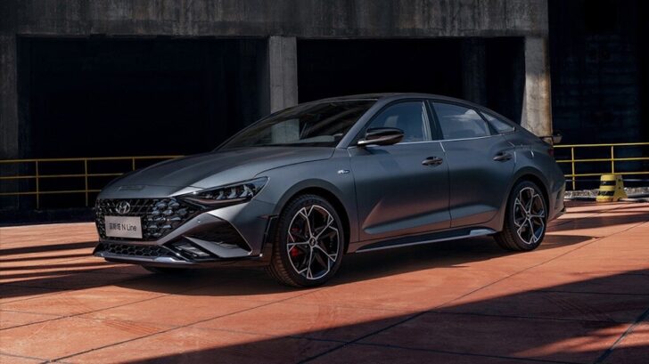 В РФ привезли из Китая новые седаны Hyundai Lafesta по цене «Москвича»