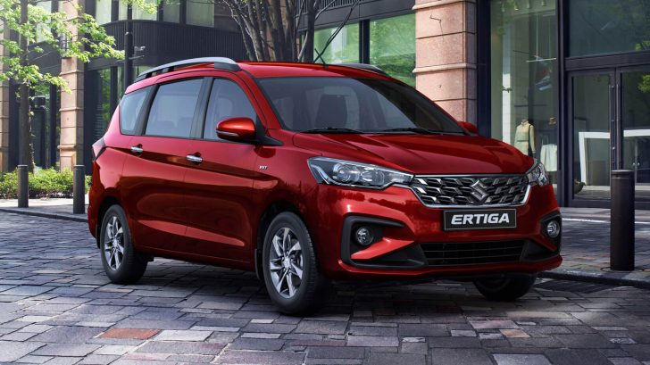 В РФ появились семиместные компактвэны Suzuki Ertiga по цене от 2,6 млн рублей