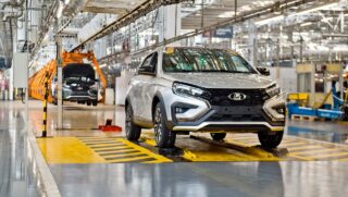Производство LADA Vesta. Фото АвтоВАЗ