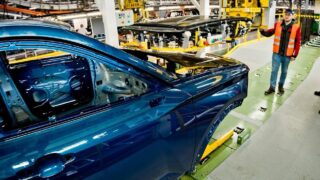 LADA Azimut на конвейере. Фото АвтоВАЗ