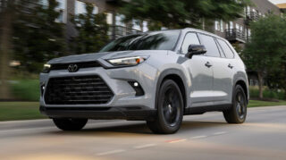 Toyota Grand Highlander. Фото Toyota